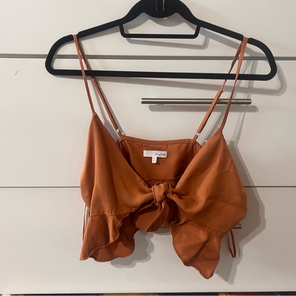 TIE CROP TOP